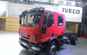 依维柯 EuroCargo系列重卡 251马力 4×2 双排消防载货车(ML120E25D)整拆件