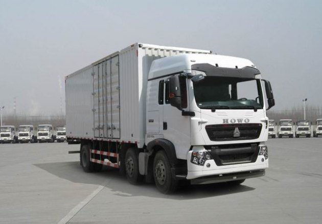 中国重汽 HOWO-T5G 重卡 310马力 6×2 厢式 排半 载货车(ZZ5257XXYM56CGE1)整拆件
