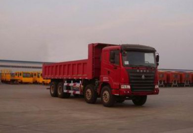 中国重汽 豪运重卡 340马力 8×4 压缩天然气自卸车(ZZ3315N4665C2L)整拆件