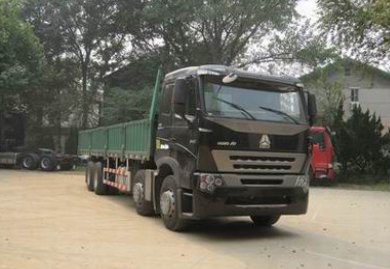 中国重汽 HOWO A7重卡 300马力 8×4 栏板载货车(ZZ1317M3867N1)整拆件